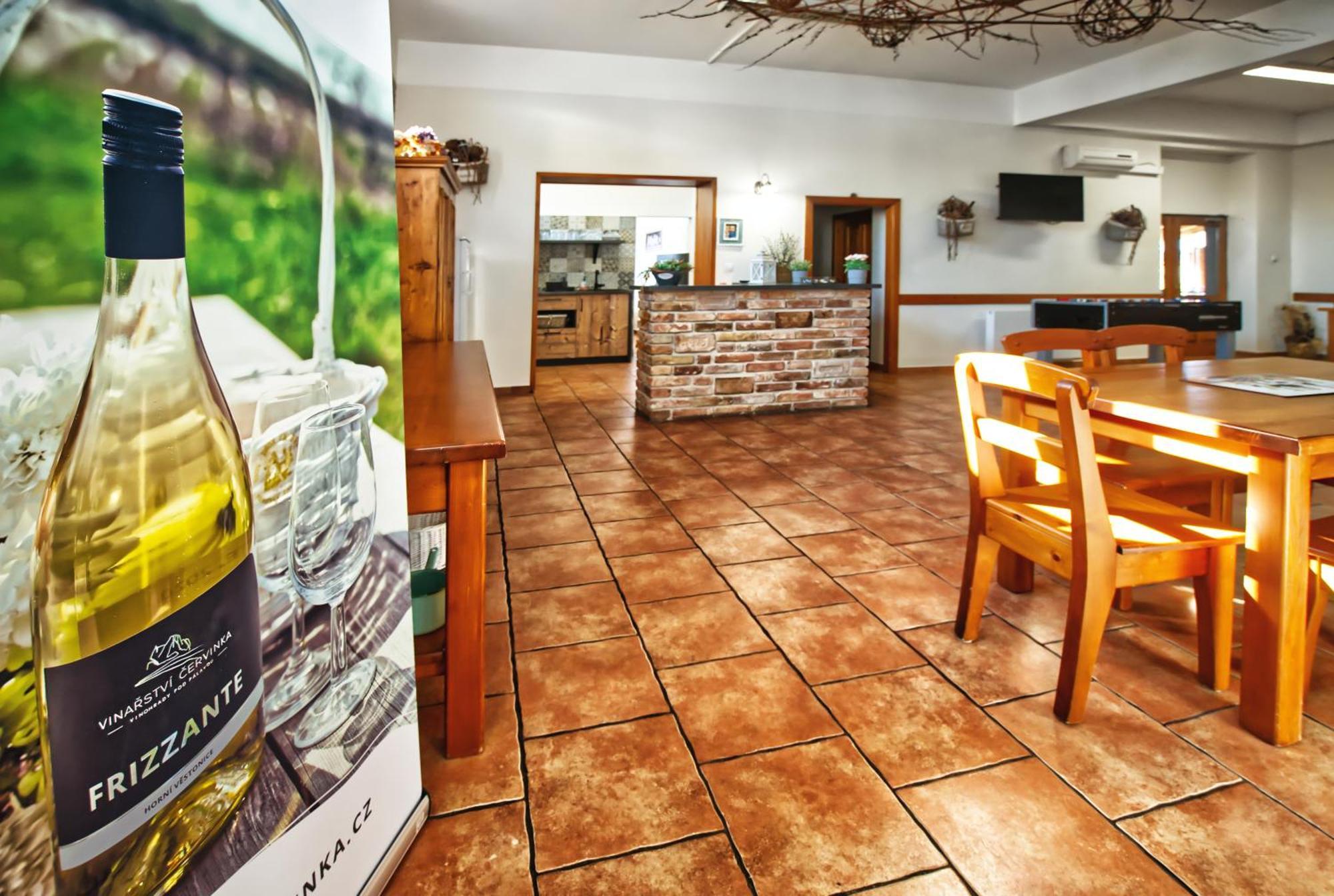 Penzion Vinarstvi Cervinka Horni Vestonice Kültér fotó